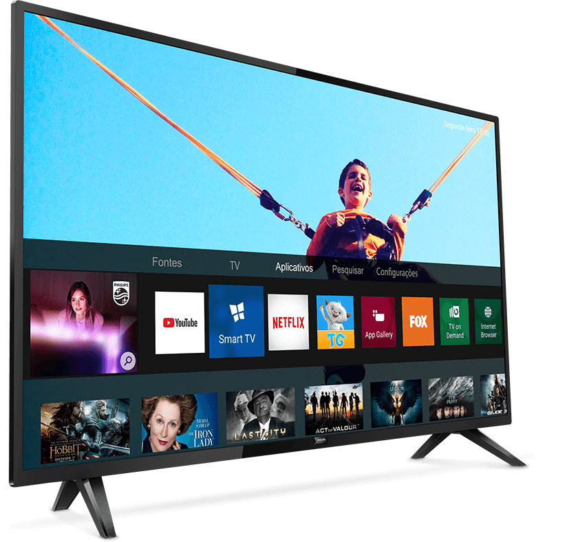 Smart TV displaying IPTV channels from 4K CLARITY – streaming premium content in stunning 4K with zero buffering.